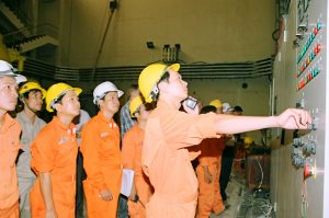 Hòa lưới quốc gia tổ máy số 1 Thủy điện Pleikrông 12/5/2009