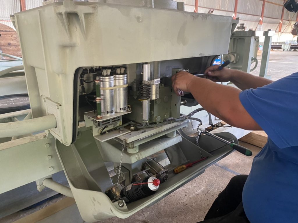 Vệ sinh tổng thể bộ truyền động